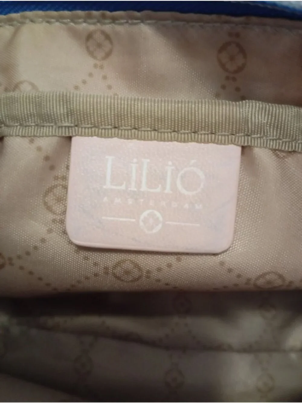 Lilio Amsterdam Floral Cosmetic Bag With Zippered Compartments  Tulip Pattern